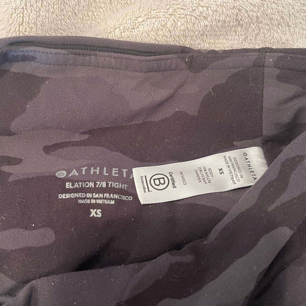 Athleta Ultra High Rise Elation 7/8 Tight in Camo | SZ XS - Picture 5 of 6